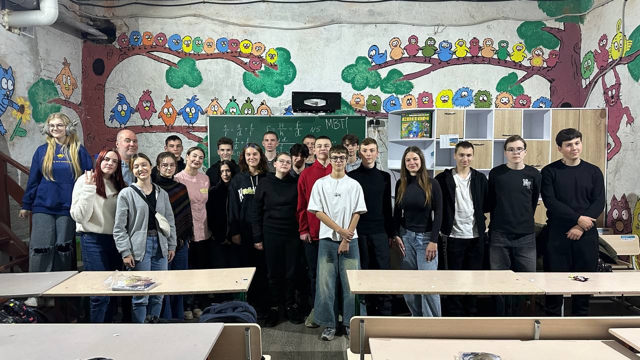 🎓 Університет трансформації майбутнього завітав до Сновського ліцею №3